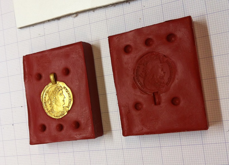 Replik römische Goldmünze