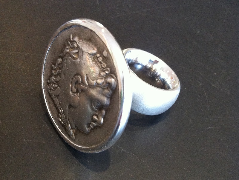 Кольцо с монетой Александра Македонского