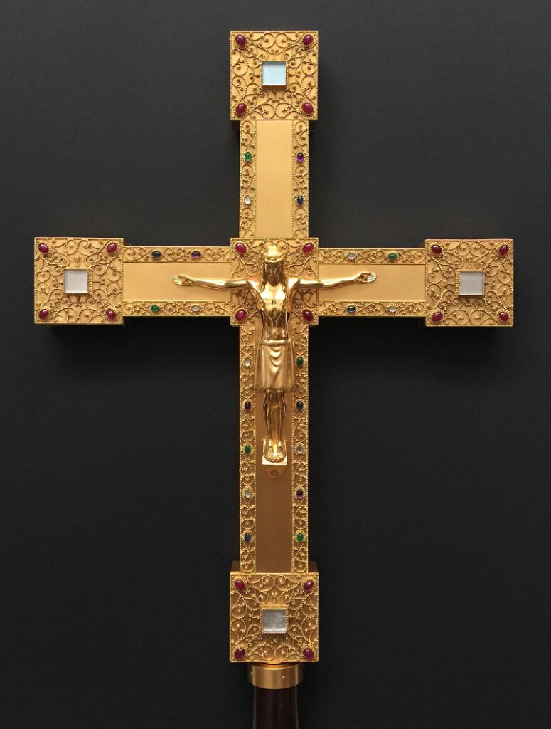 Processional cross for Italy