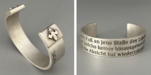 armreif mit inschrift